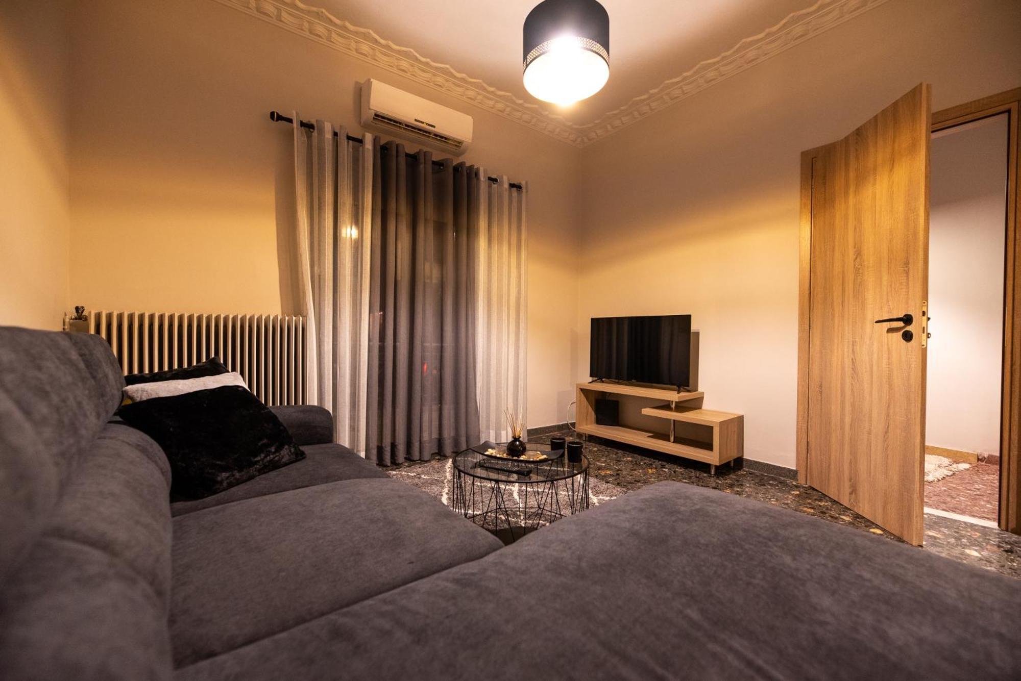 Stamos Apartment Airport Spáta エクステリア 写真