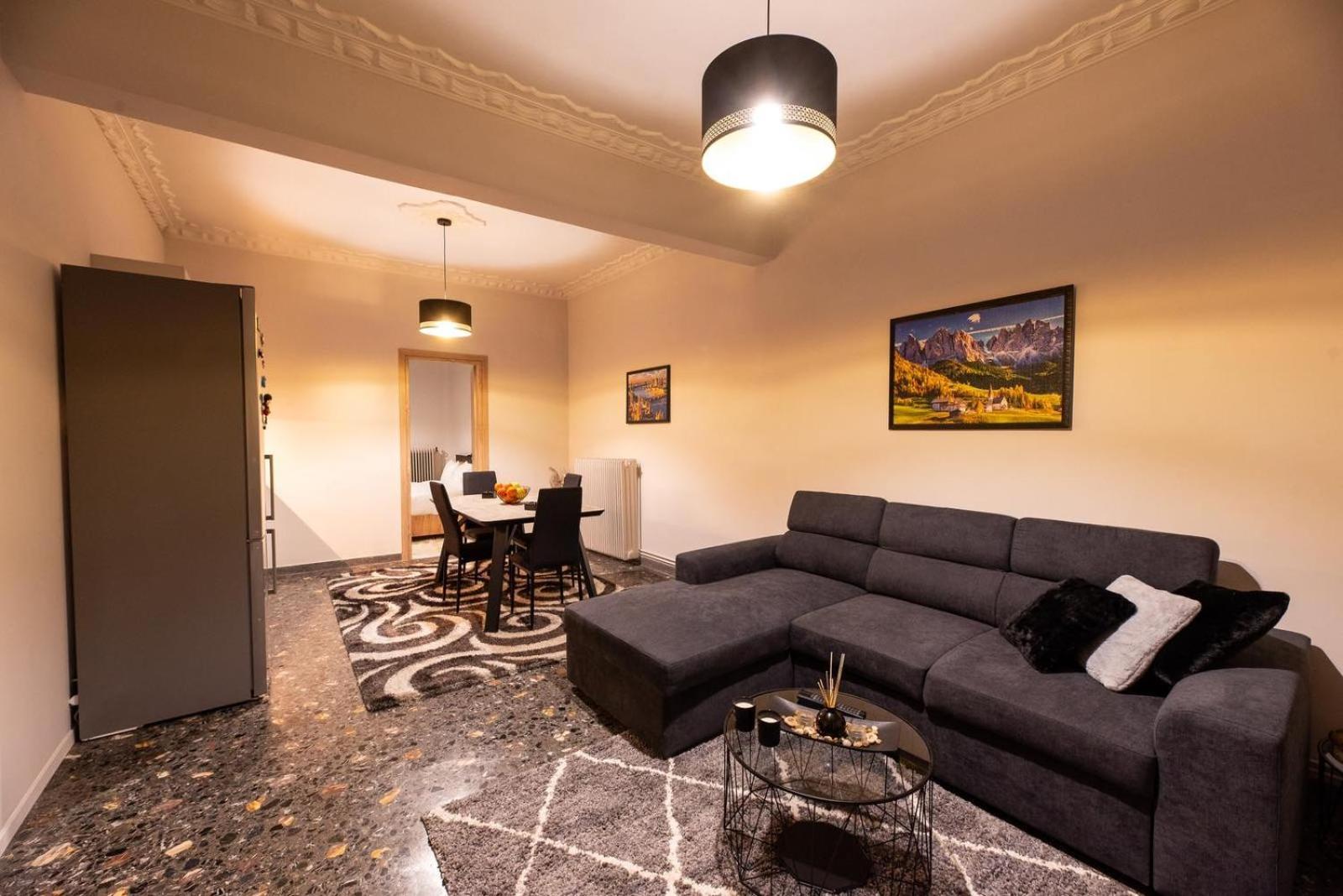 Stamos Apartment Airport Spáta エクステリア 写真